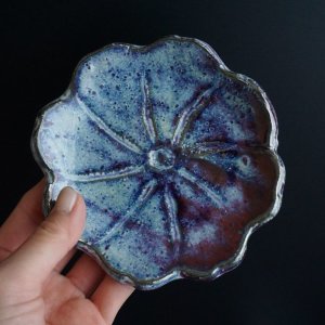 画像2: 紫雲釉コスモス小皿